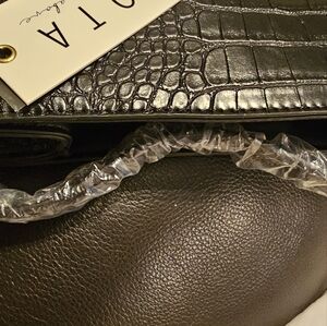 Aota all of the above vegan black bag